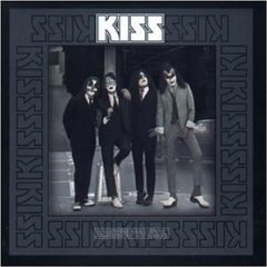 Kiss – Dressed to kill